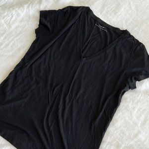 Vince Super Soft V-neck Tee